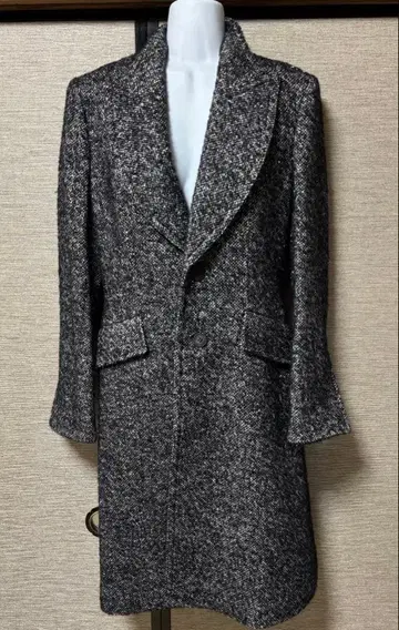 가격 인하 시트러스노트 라메 믹스 체스터 코트