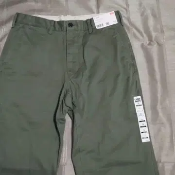 유니클로 레귤러핏 치노 남성용 W76 미사용 새상품