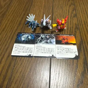 포켓몬 밤핑 피규어 디아루가 파루키아 푸푸린