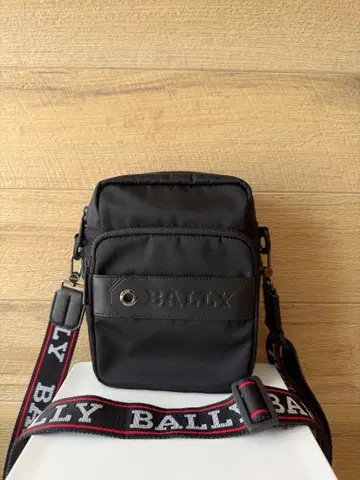 BALLY 발리 숄더백