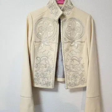 새상품급 로이스크레용 Lois CRAYON 자수 울 나폴레옹 자켓