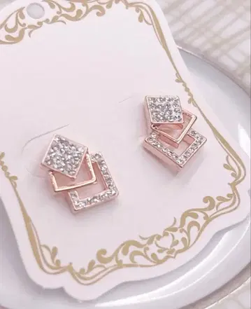 핑크 골드 트리니티 귀걸이