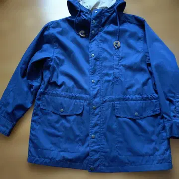 EASTBOY 마운틴 파카