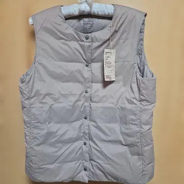 무인양품 경량 다운 포켓터블 노카라 베스트