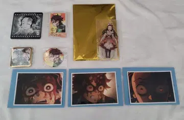 귀멸의 칼날 탄지로 네즈코 캔뱃지 폴라 아크릴 스탠드 코스터 세트