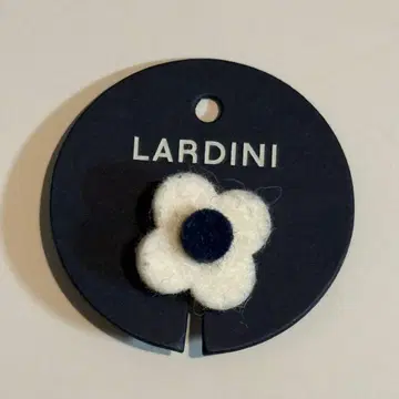 LARDINI 라르디니 부토니에르 네이비 화이트