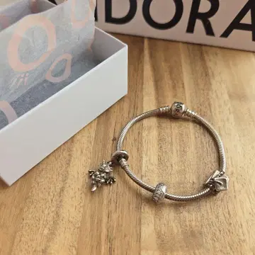 판도라 실버 팔찌 참 3개 박스 포함