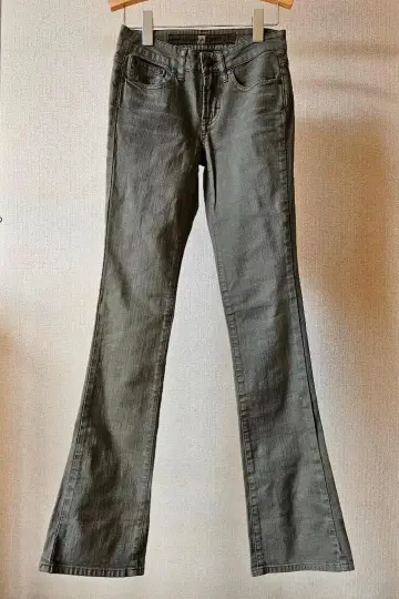 새상품 마리떼 프랑소와 저버 카키 부츠컷 데님 신축성