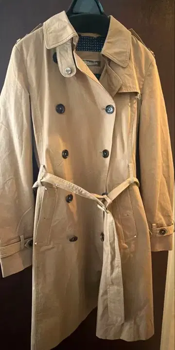 마시모두띠 트렌치코트