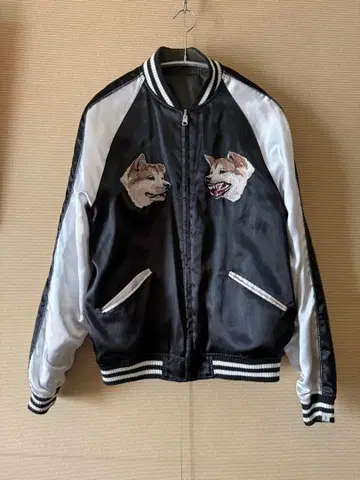 VANQUISH 시부야 수베니어 자켓 스카잔 리버서블 M