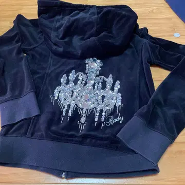 Rady 샹들리에 비쥬 후드티
