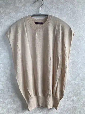 어반 리서치 프렌치 슬리브 썸머 니트