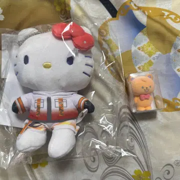 산리오 니지산지 키타미 유세이 헬로키티 봉제 인형 플로키 마스코트