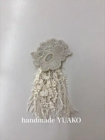 미나 페르호넨 핸드메이드 코사지