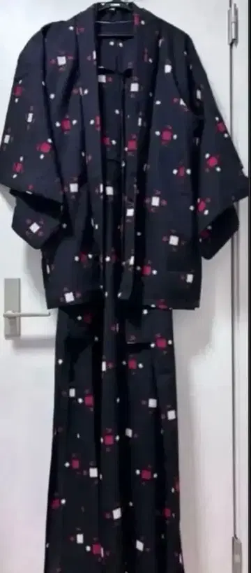 기모노 앙상블 장옷과 겉옷 세트 골동품