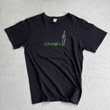 SHAKE SHAKE 햄버거 샵 t셔츠