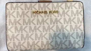MICHEL KORS 반지갑