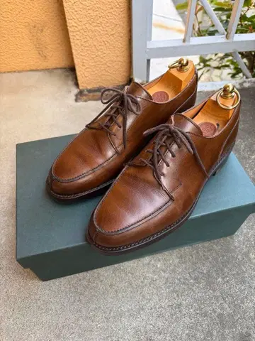 Crockett&Jones MORETON 5.5 슈트리 포함