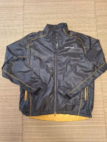 테일러메이드 윈드 브레이커