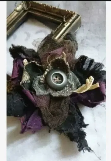 하나뿐인 브로치 꽃 코사지 빈티지 천 작가 작품