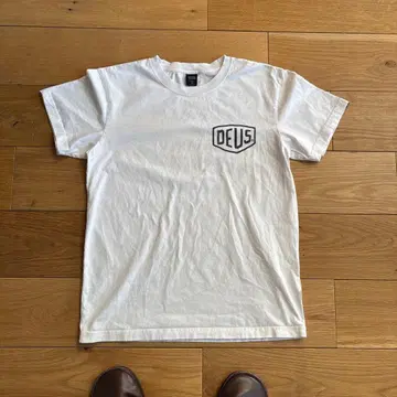 데우스 엑스 마키나 티셔츠 S