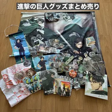 진격의 거인 엘렌 리바이 태피스트리 캔뱃지 아크릴 스탠드 묶음 판매