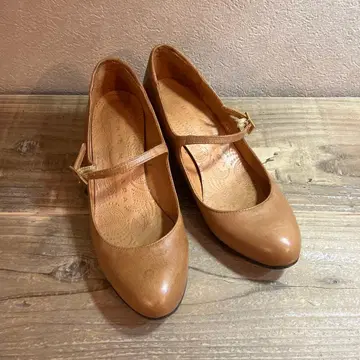 새상품급 CHIE MIHARA 스트랩 가죽 펌프스 36 치에 미하라