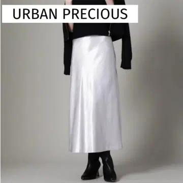 URBAN PRECIOUS 새틴 머메이드 스커트 38