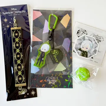 새상품 트위스테 브레이징 주얼 실버 아크릴 참 반지 라이트