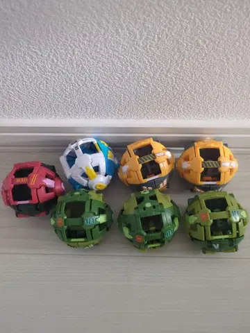 캡슐로이드 가챠가챠 로봇