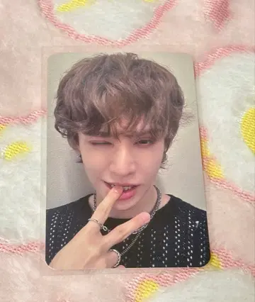 재고 라스트 XLOV hellolive 움티 트레이딩 카드