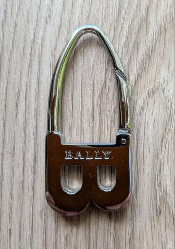 BALLY 발리 키링