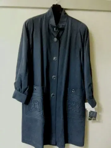 미사용 택 포함 아우터 스탠드 카라 코트 사이즈 M 미들~시니어