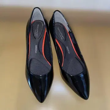 락포트 포인트 토 에나멜 블랙 [새상품급] 22cm