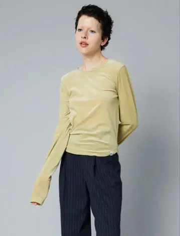 HeRIN.CYE 벨벳 컷 탑 L/GRN