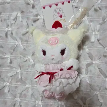 산리오 휘핑 쿠로미 마스코트 백참 (딸기 휘핑 케이크)