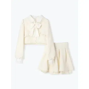 트위드 셋업 화이트 노에미 호비계