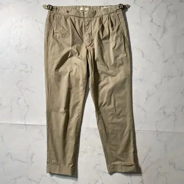 [새상품급] 지티에이 슬랙스 사이드 조절 투 턱 HERRICK