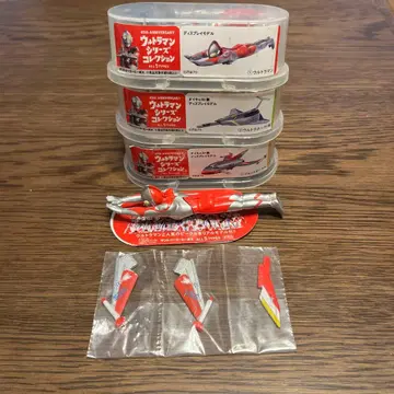 산토리 울트라맨 시리즈 컬렉션 3종 보스