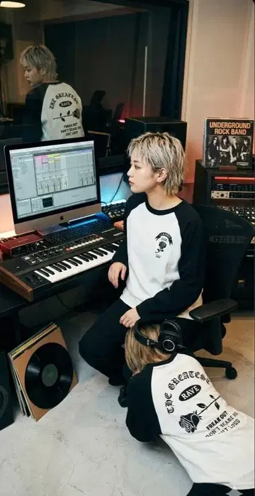 [ 새상품급 ] Candy Stripper 래글런 T셔츠 M사이즈 상당