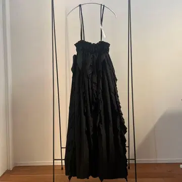 COEL 서스펜더 프릴 스커트 38 블랙