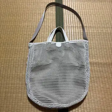 이아파피요네 ear 메쉬 숄더