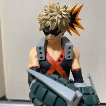 나의 히어로 아카데미아 바쿠고 카츠키 피규어