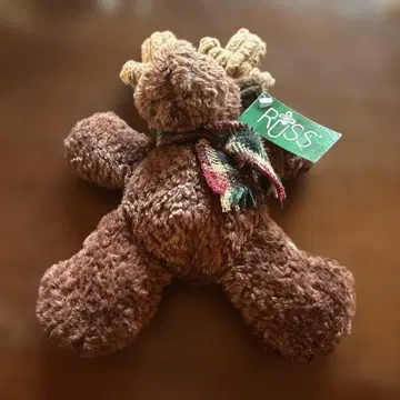 라스베리사 헤라지카 봉제 인형