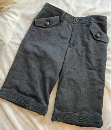 PINK HOUSE 핑크하우스 장미 모티브 숏팬츠 다크 그레이