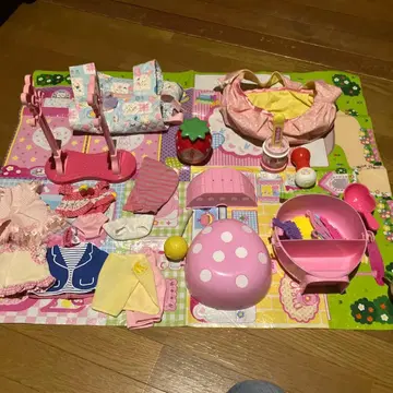 멜짱 굿즈, 기타 세트 판매