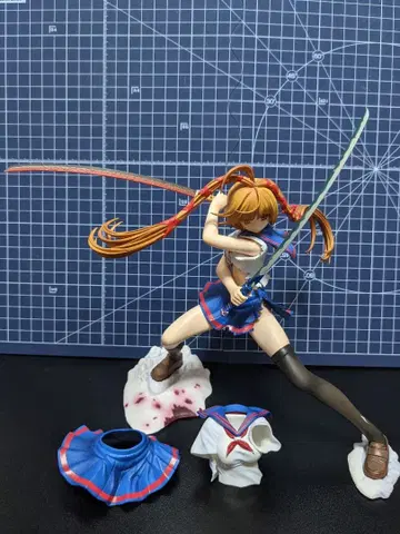 슈라키 트리니티 BOX-01 미시로 아카츠키 피규어