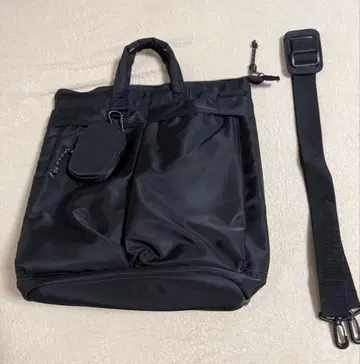 새상품급 2WAY 헬멧백 토트 숄더 파우치 포함 다기능 포켓