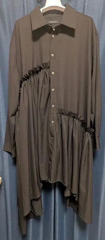 not conventional 레이어드 롱 셔츠 블랙