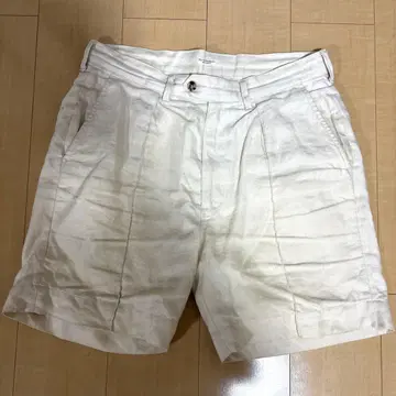 PHIGVEL MAKERS & Co. 화이트 숏팬츠
